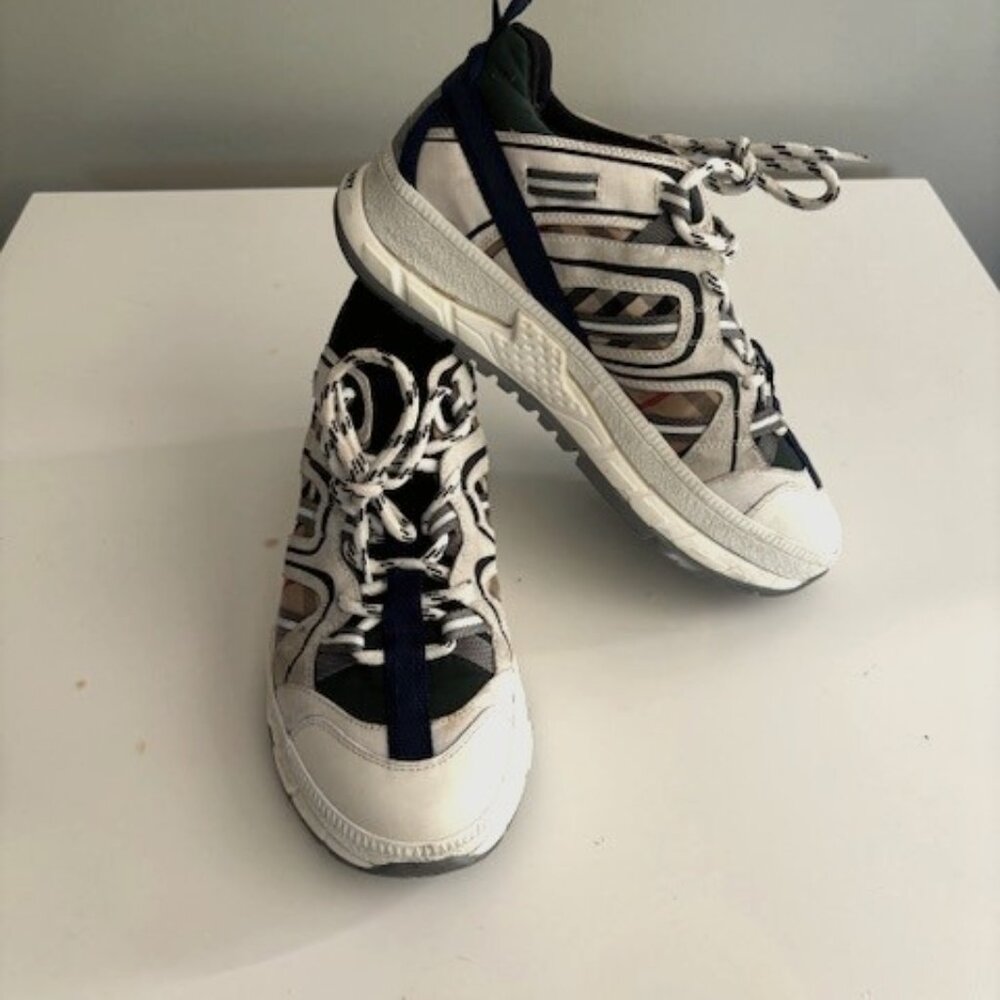 Burberry Union Check Archive Beige Low Cut Designer Trainers Sneakers Men Sz 9
